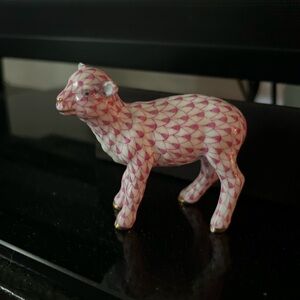 Herend Porcelain Fishnet Lamb Figurine
